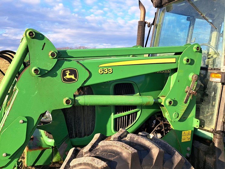 2010-john-deere-6230-image-27
