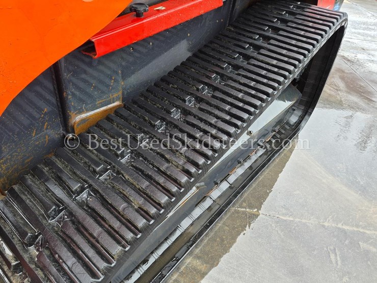 2021-kubota-svl95-2-skid-steer-loader-image-8