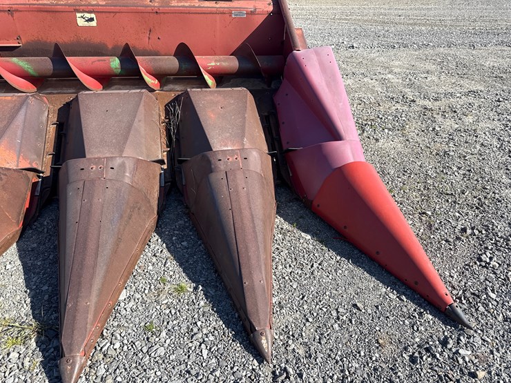 case-ih-1083-image-27