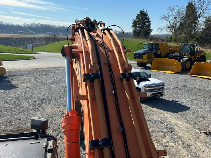 2016-hitachi-zx470-lc-6-image-33