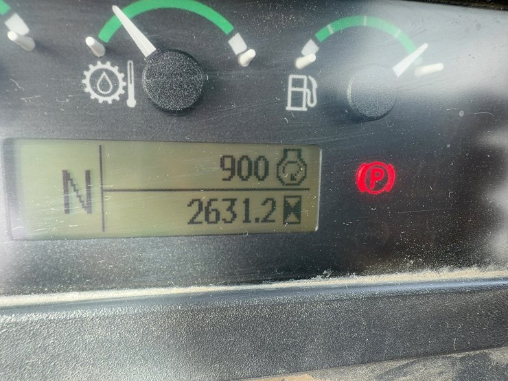 2012-deere-410k-image-27