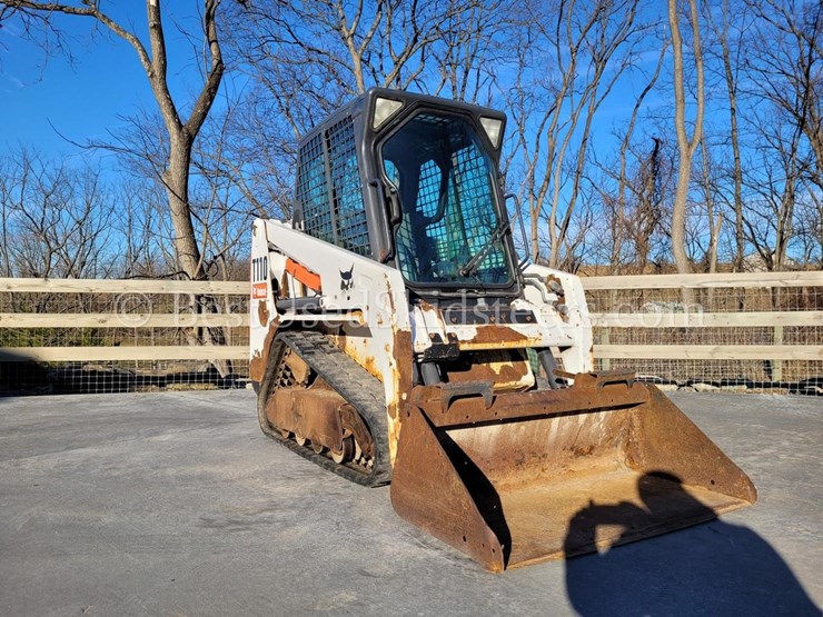 2013-bobcat-t110-image-7