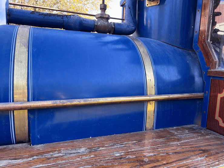 frick-steam-locomotive-with-track-image-189