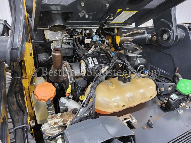 2023-deere-325g-image-22