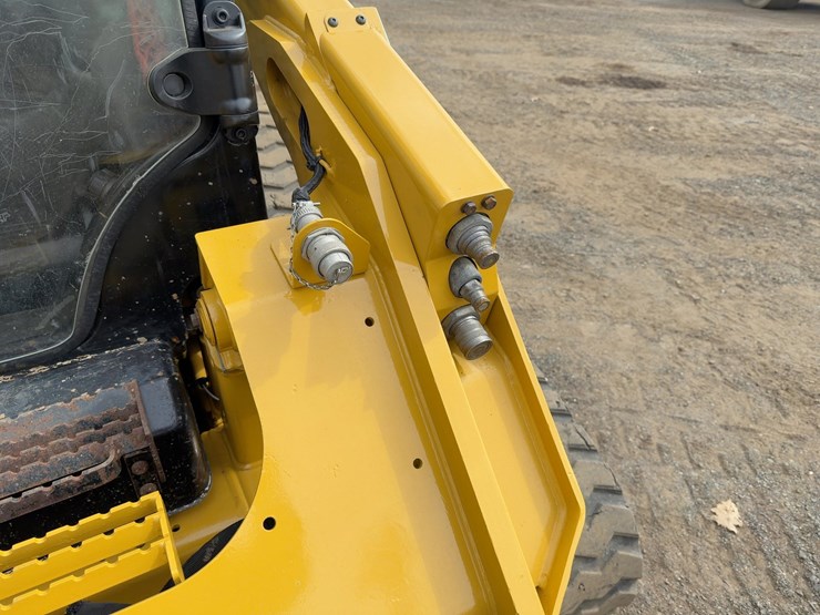 2018-caterpillar-289d-image-11