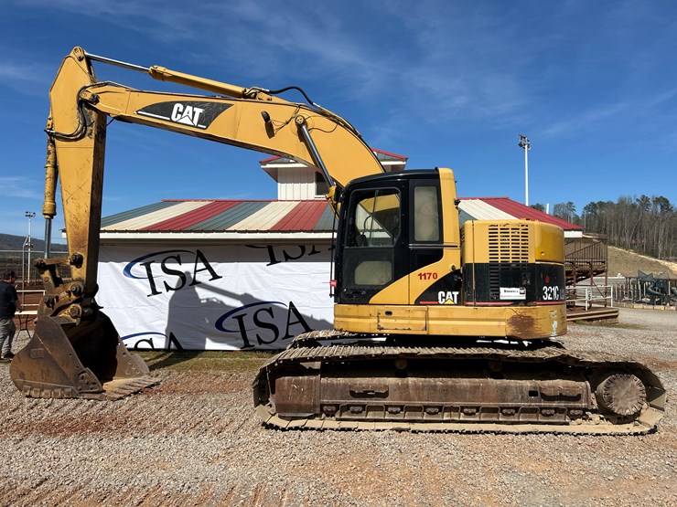 2004-caterpillar-321c-image-2