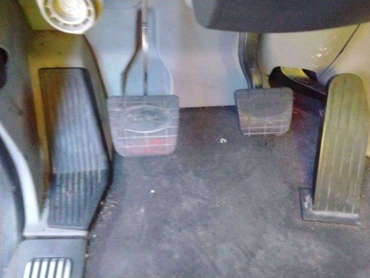 2019-peterbilt-579-image-42