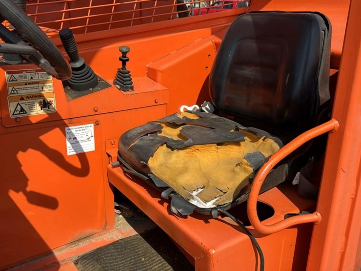 2007-lull-644-image-29