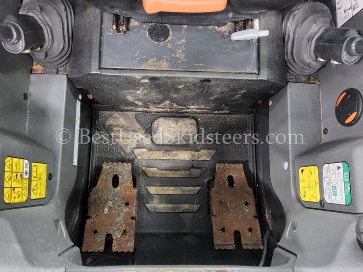 2020-bobcat-s76-image-26