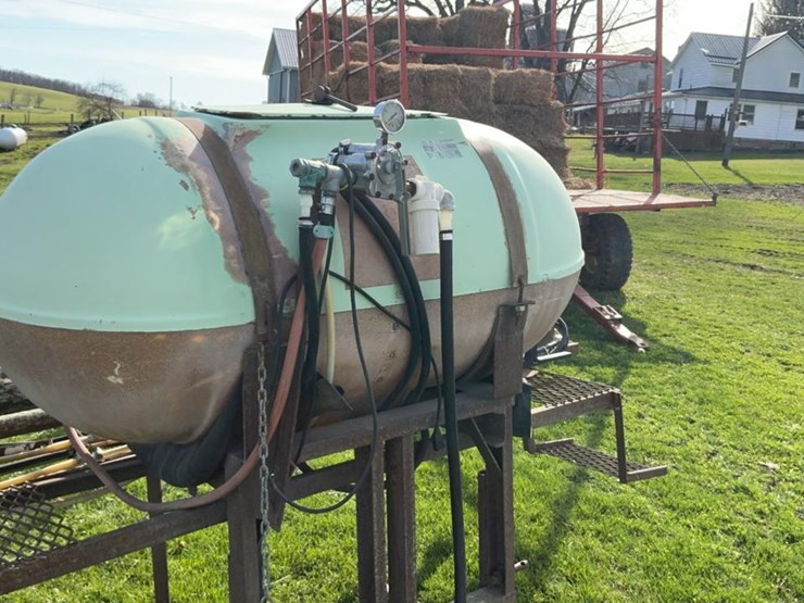 #719-•-165-gallon-sprayer-image-18