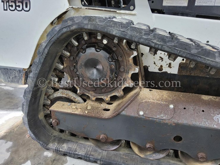 2016-bobcat-t550-image-13