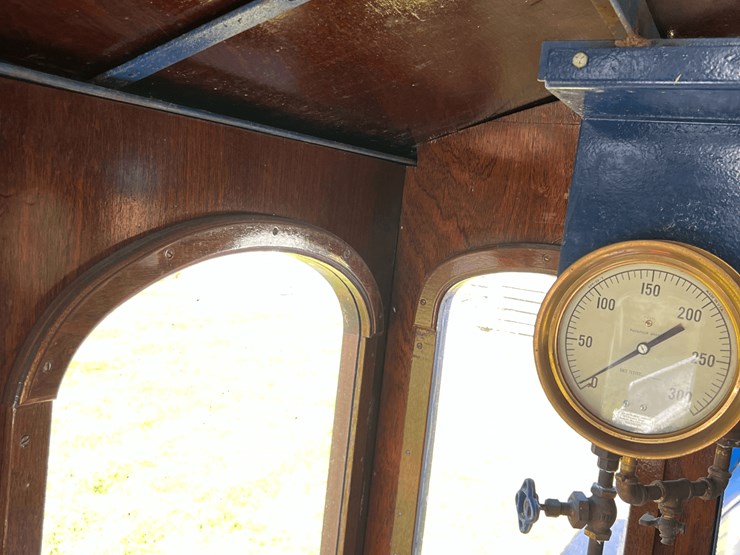 frick-steam-locomotive-with-track-image-133