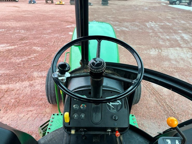 john-deere-4640-image-43