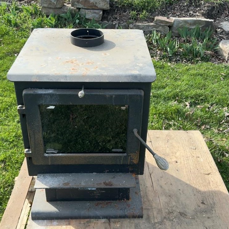 #140 • Master Forge Wood Burning Stove