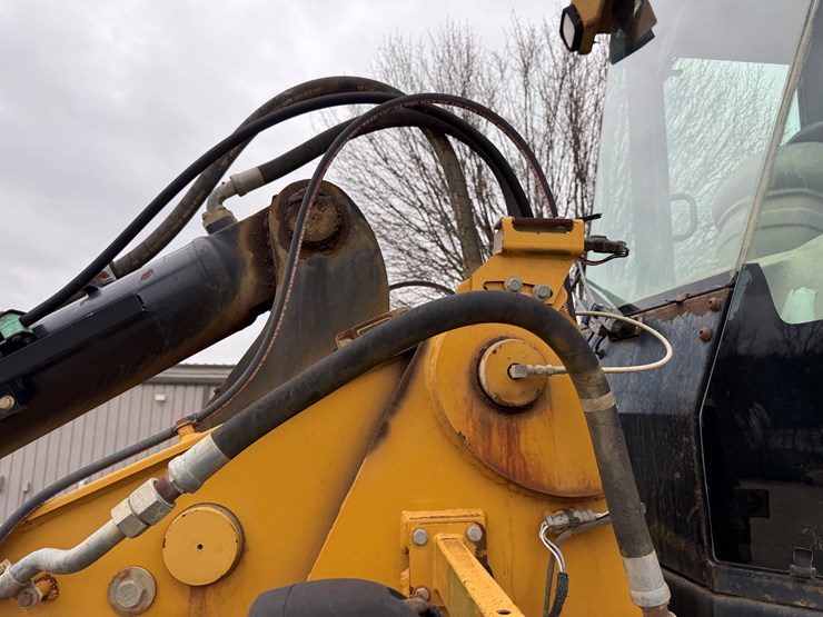 2005-caterpillar-930g-image-19