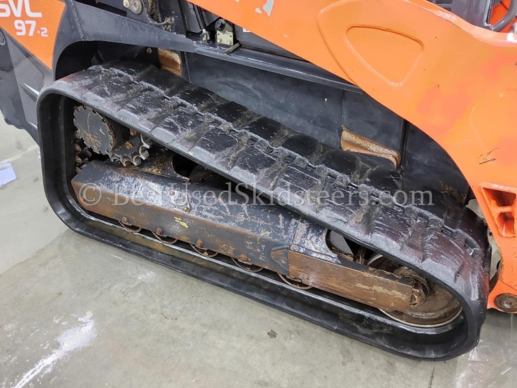 2023-kubota-svl97-2-image-11