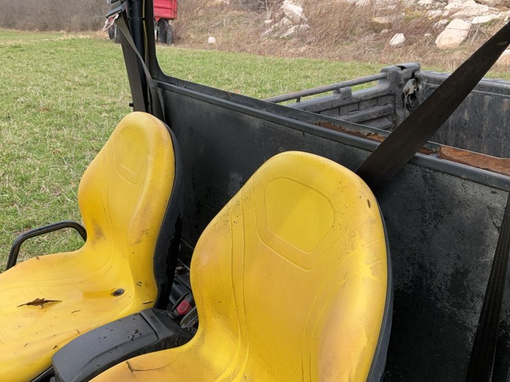 john-deere-gator-image-12