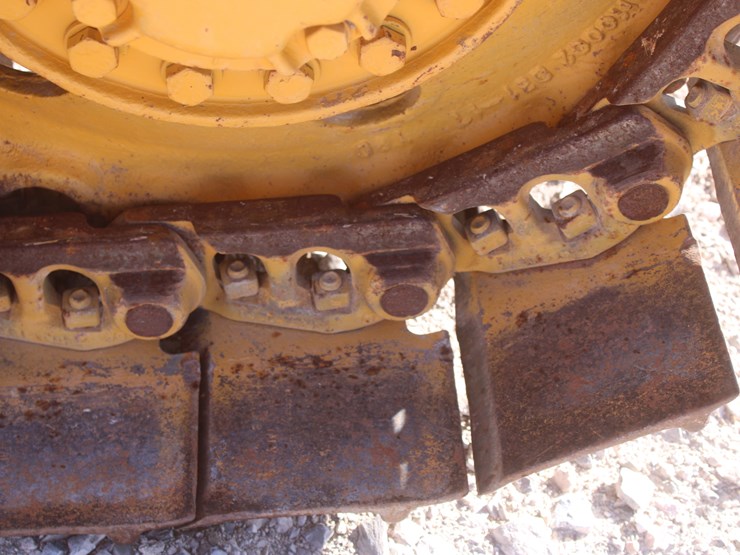 1990-komatsu-d37e-image-45