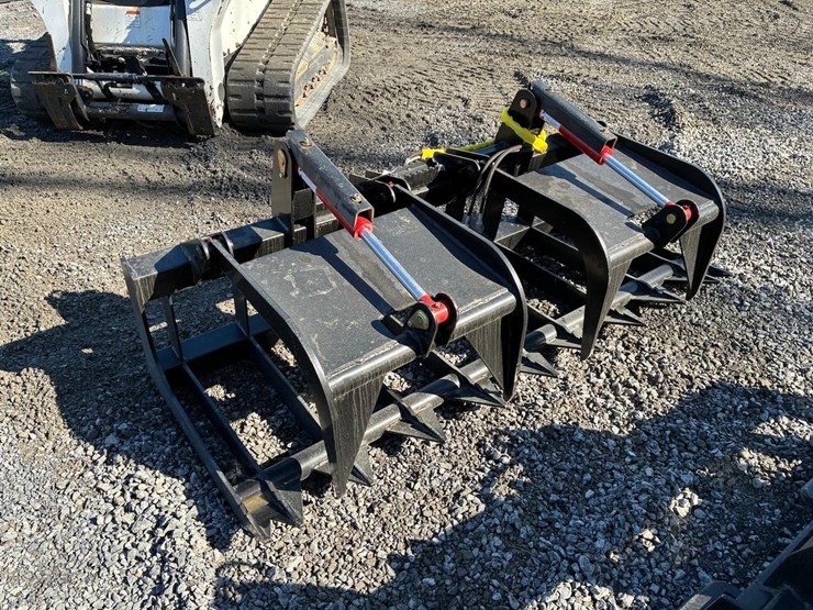 wildcat-80"-heavy-duty-skid-steer-root-grapple-image-1