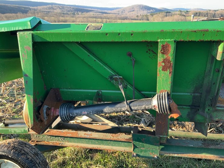 #720-•-john-deere-combine-corn-head-and-cart-image-9