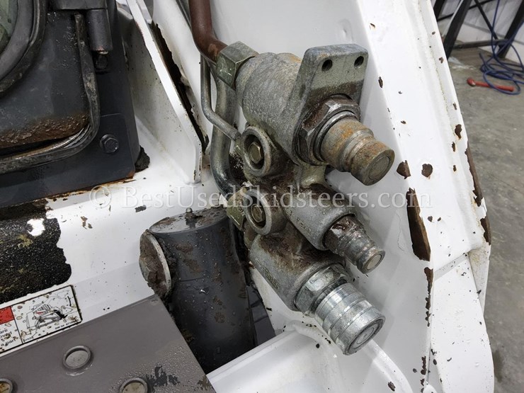 2005-bobcat-t190-image-13