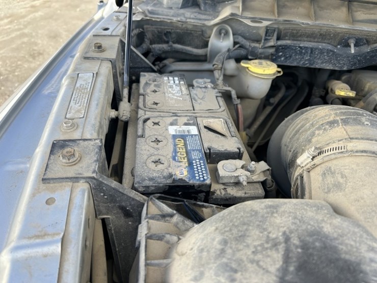 2010-dodge-ram-3500-image-46