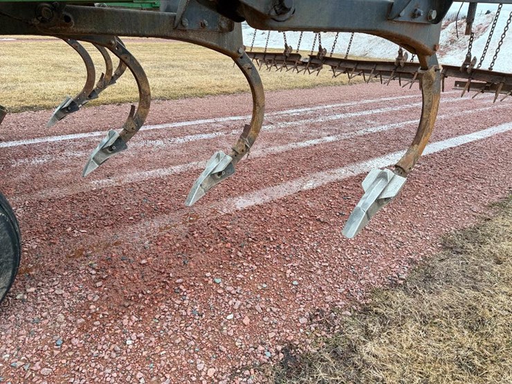 john-deere-2700-image-9