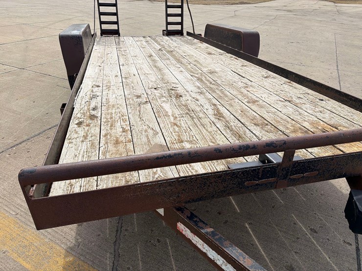 2006-dressen-80”-x-18ft-bumper-hitch-flatbed-trailer-image-13