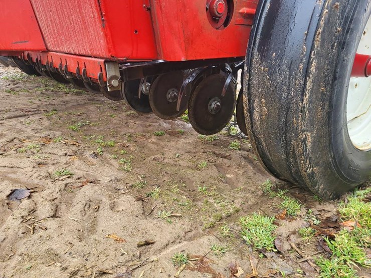 case-ih-5100-image-27