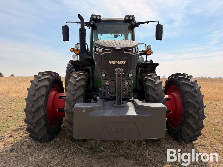 2024-fendt-936-vario-image-2