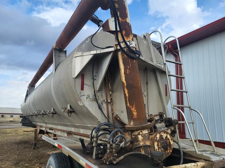 1996-warren-tandem-axle-feed-semi-trailer-image-26