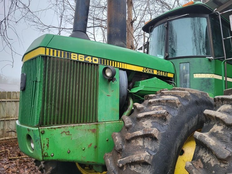 john-deere-8640-image-24