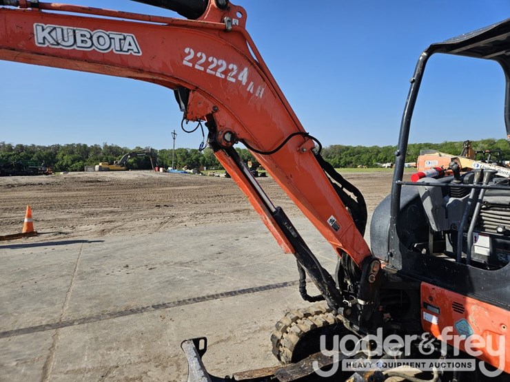 2019-kubota-kx033-4-image-20