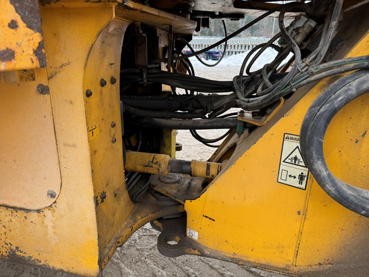 2007-volvo-l120f-image-64