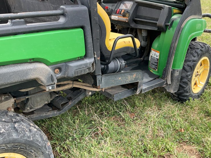 john-deere-gator-image-43
