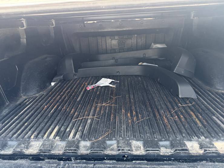 2012-chevrolet-silverado-1500-image-41