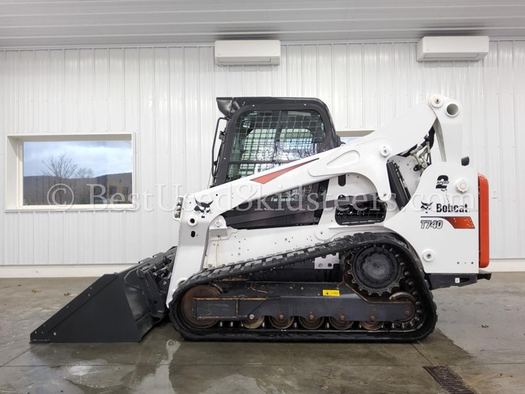 2023-bobcat-t740-image-8