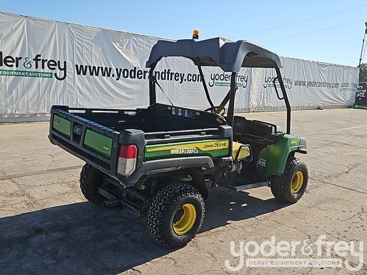 2021-john-deere-gator-hpx815e-image-4