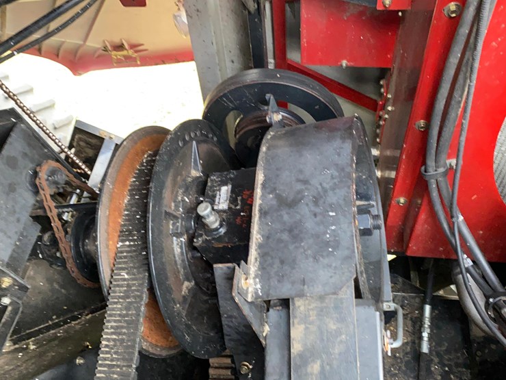 case-ih-6088-image-54