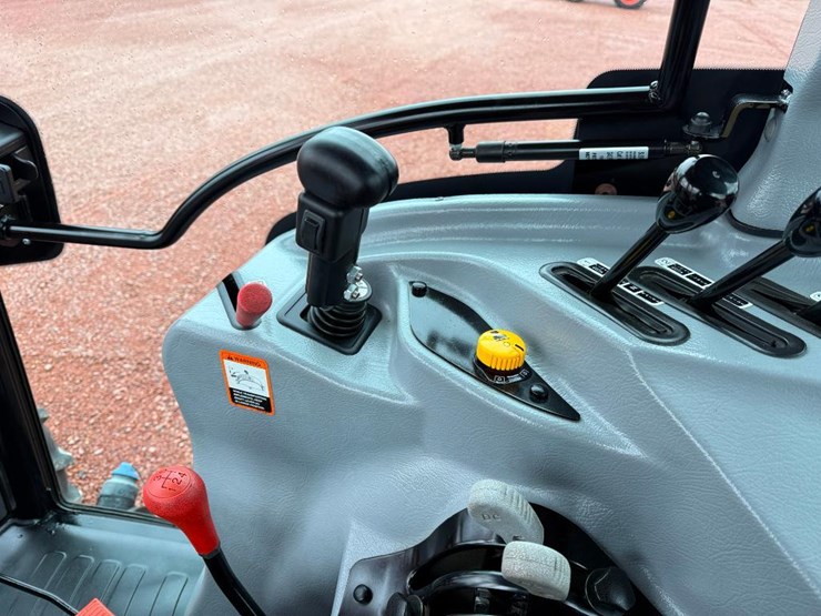 mahindra-7095-image-49