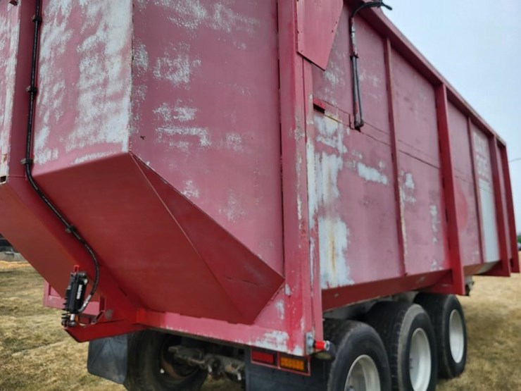 silage-wagon-image-28
