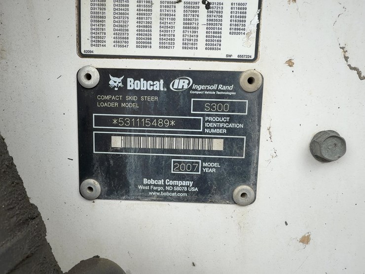 2007-bobcat-s300-image-21