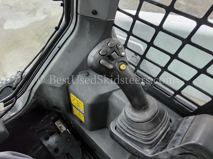 2022-bobcat-t66-image-25