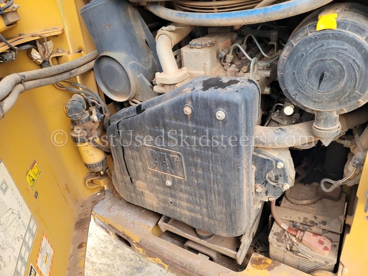 2012-caterpillar-257b3-image-10