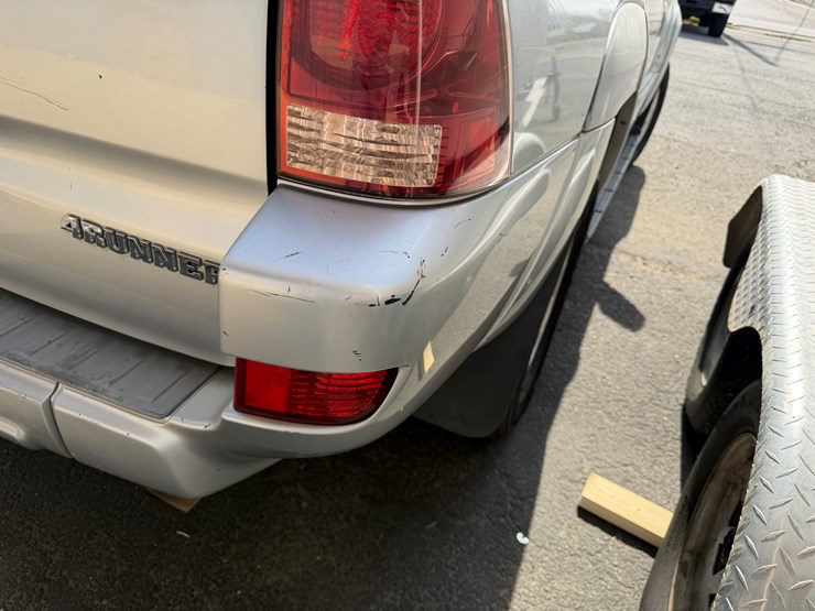 2004-toyota-4-runner-image-39