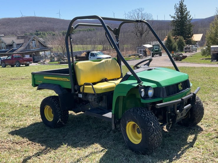 john-deere-gator-image-25