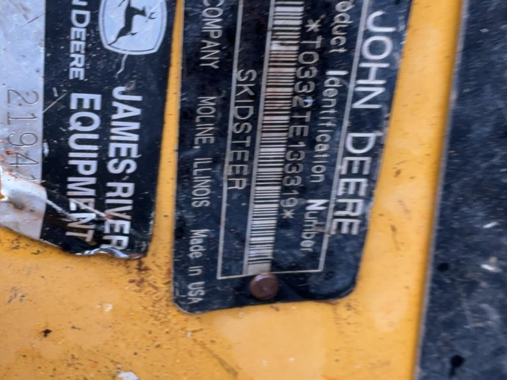 2003-deere-ct332-image-20