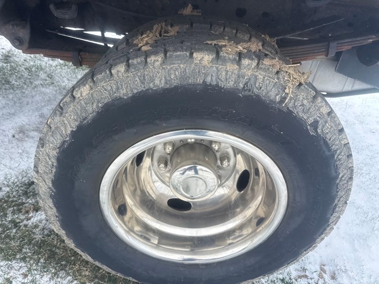 2004-ford-f350-image-19