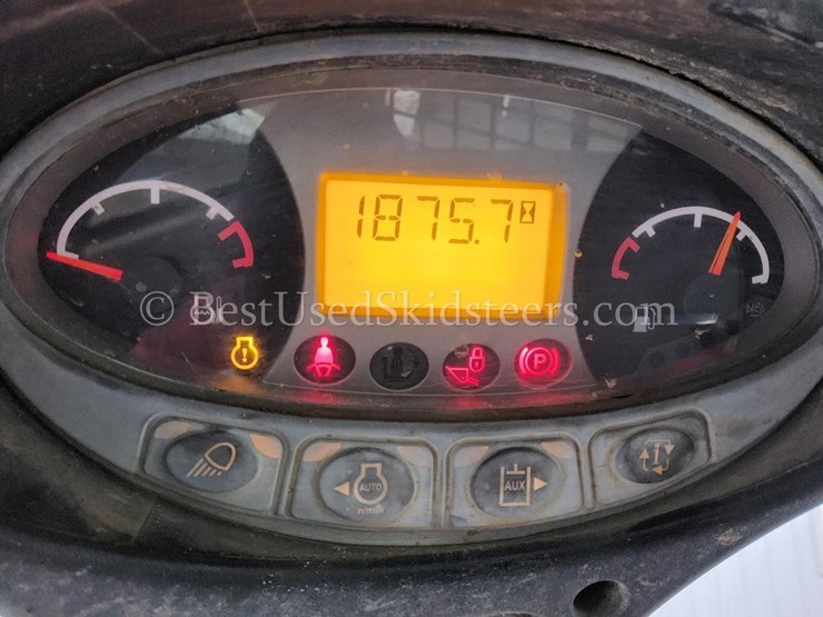 2016-bobcat-t550-image-26