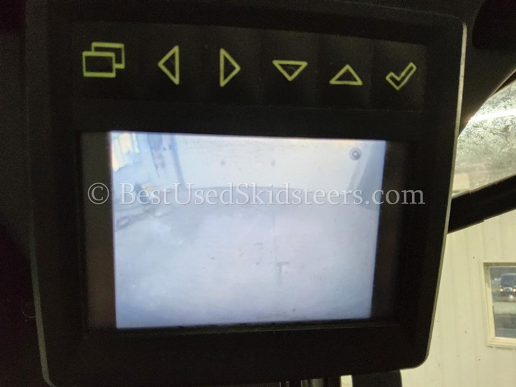 2023-deere-325g-image-24